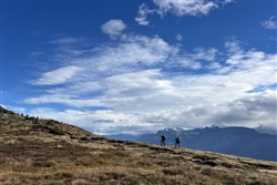 Wanderung zum Burgfeldstand