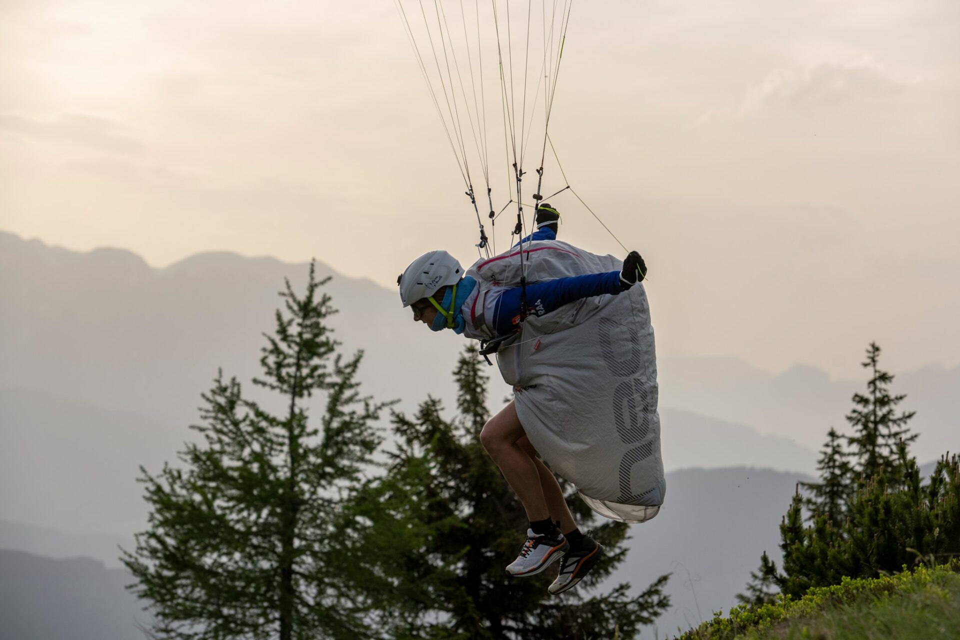 X-Alps 2021 – FRA 4: Notschirmabgang !
